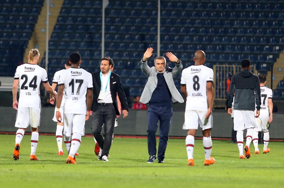 "Beşiktaş önümüzdeki sezon da Şenol Güneş ile yine iddialı olacaktır."