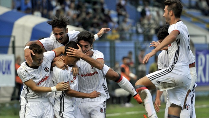 Beşiktaş'ın Genç Takımı Benfica'ya hazırlanıyor