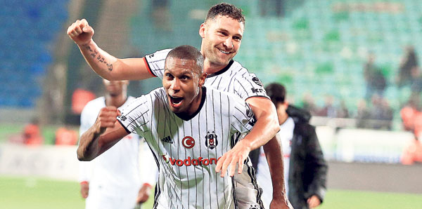 Beşiktaş’ın kasasını stoperler dolduruyor!