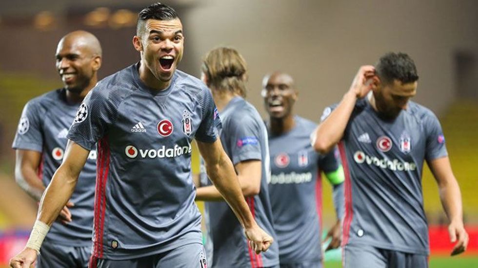İspanyollar açıkladı! Beşiktaş'a büyük onur...