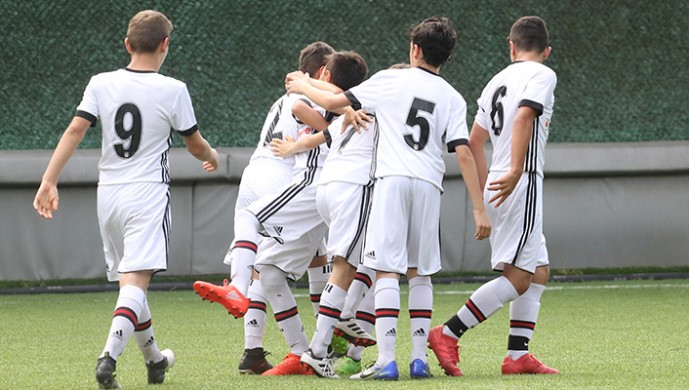 Beşiktaş U-13 Takımından Çatalca'ya gol yağmuru!