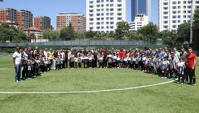 Beşiktaş Futbol Okulları Kış Kapanış Töreni yapıldı