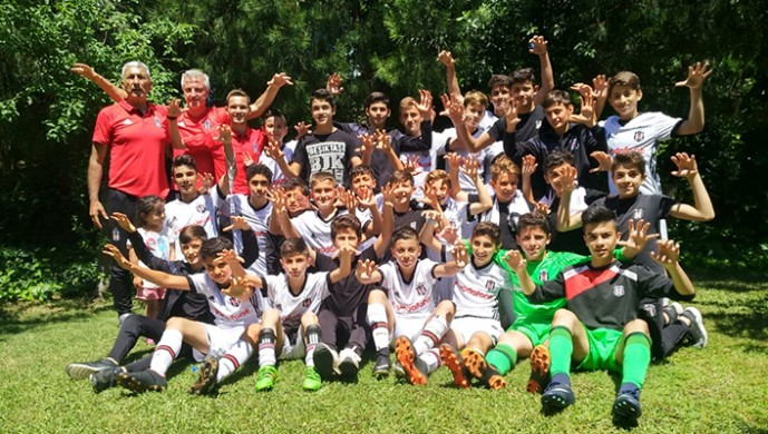 Beşiktaş U-13 Takımı, Galatasaray'ı 2 golle devirdi!