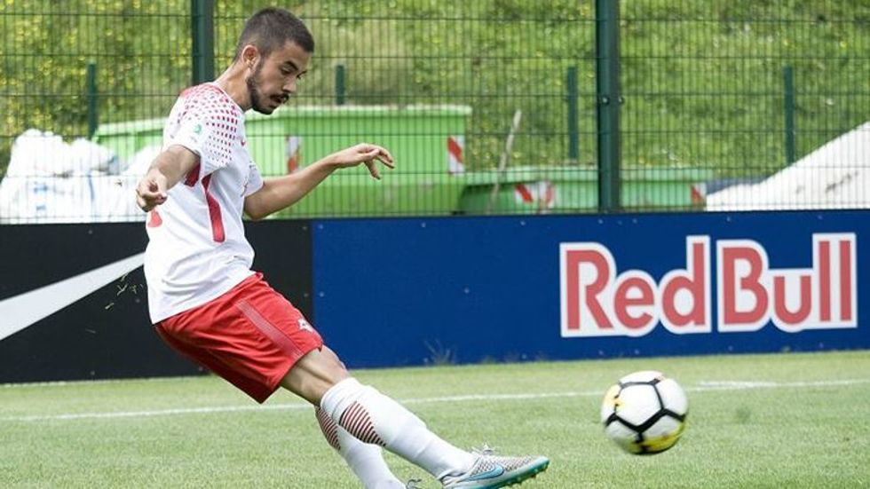 Flaş iddia! Emre Aslan Beşiktaş'la görüşüyor...