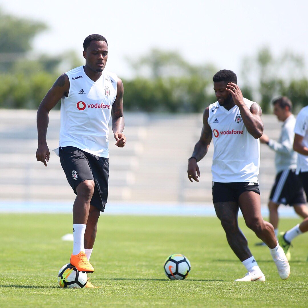 Beşiktaş, yeni sezon hazırlıklarını sürdürüyor