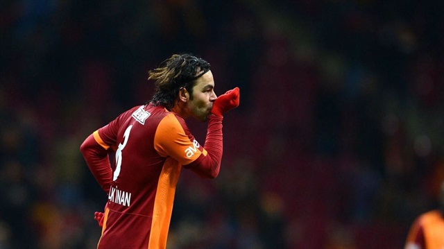 Beşiktaş’ın eski yıldızı Ahmed Hassan, Selçuk İnan’ı istiyor!