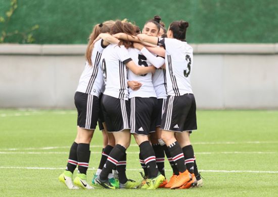 Beşiktaş U-17 Kız Futbol Takımı oyuncularına milli davet