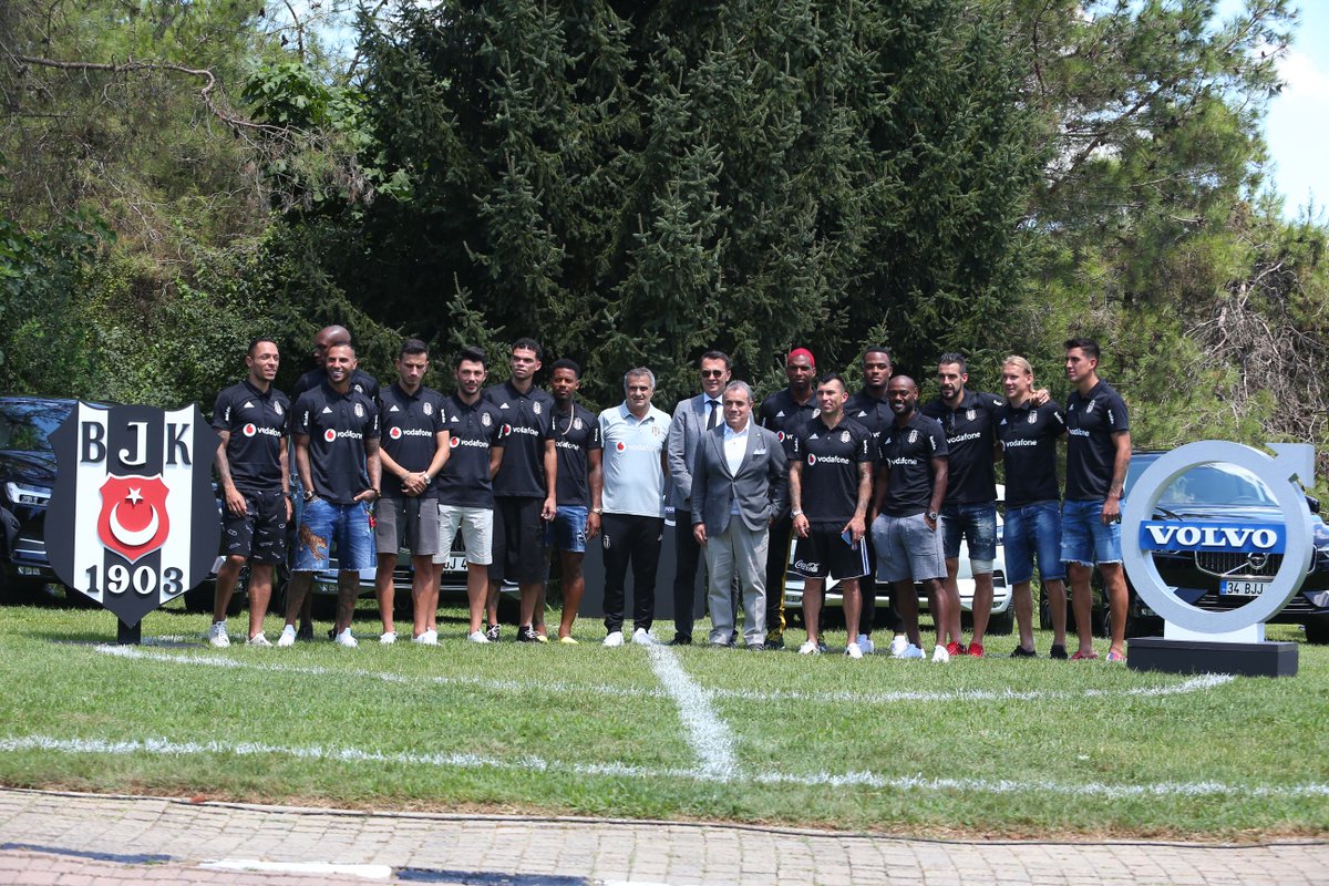Beşiktaş, Volvo ile partnerlik anlaşması yaptı! Futbolculara araba verildi...