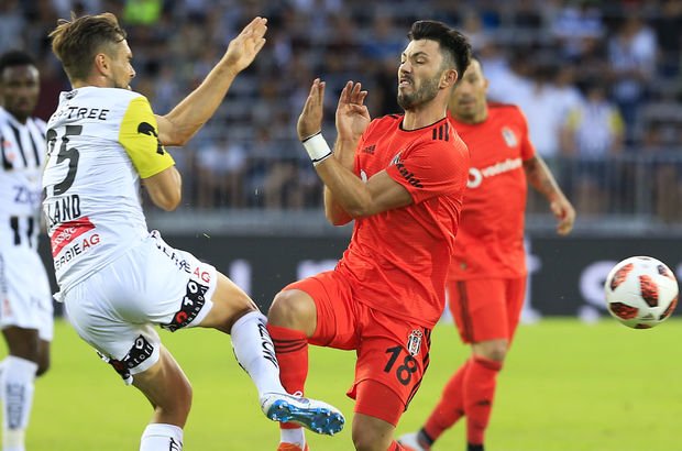 "Nerede o çok koşan, hücumda çoğalan Tolgay."