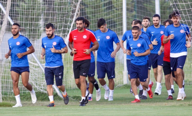Antalyaspor, Beşiktaş maçı hazırlıklarına başladı