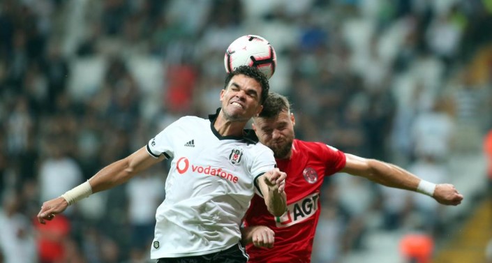 "Beşiktaş'a sürpriz darbe"