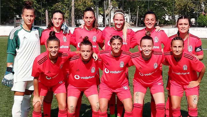 Beşiktaş Kadın Futbol Takımı, Osmaneli Zafer Kupası’nda finale yükseldi