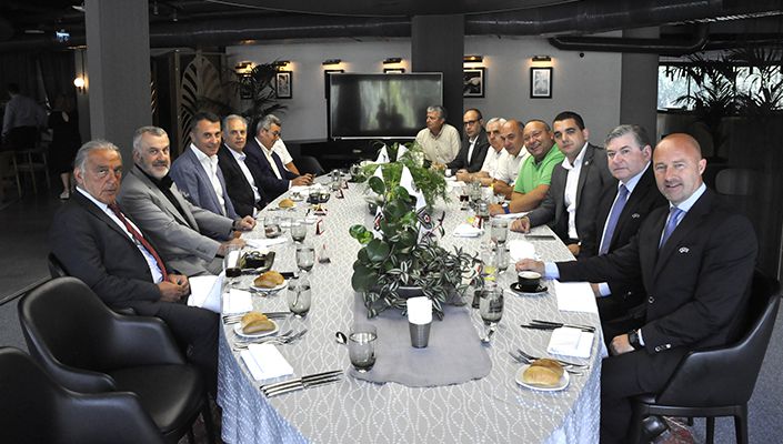 Beşiktaş'tan UEFA ve Partizan heyetlerine dostluk yemeği