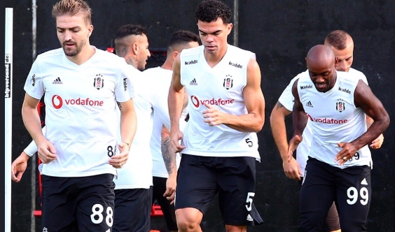 Beşiktaş'ın Bursaspor maçı kadrosu belli oldu! Karius ve Ljajic...