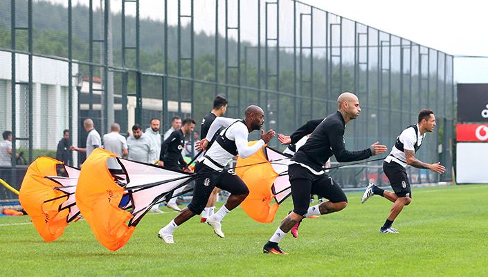 Adriano’dan sevindirici haber
