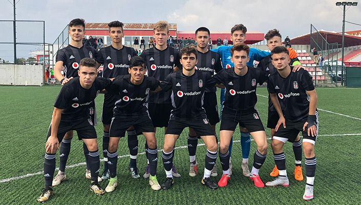 Ümraniyespor:1 Beşiktaş:1 (U-16)
