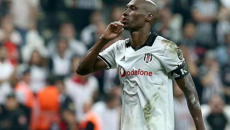 Beşiktaş'ın kurtarıcısı Atiba Hutchinson!