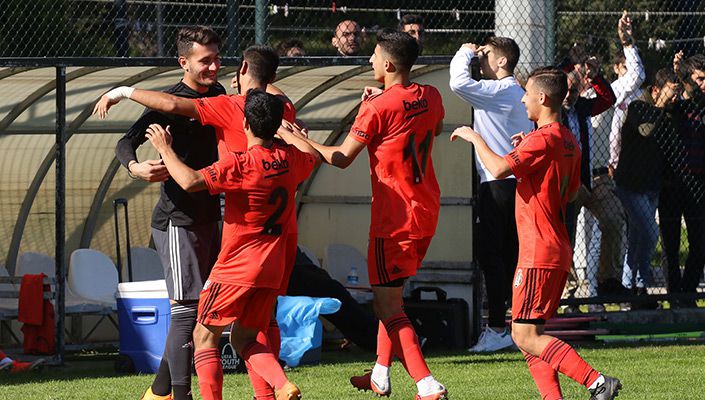 Beşiktaş:3 - Çaykur Rizespor:1 (U-21)
