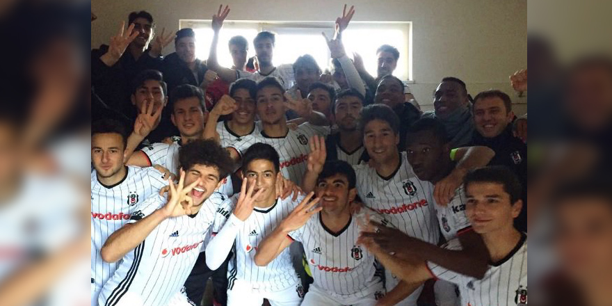 Geleceğin Kartalları'ndan zafer pozu!
