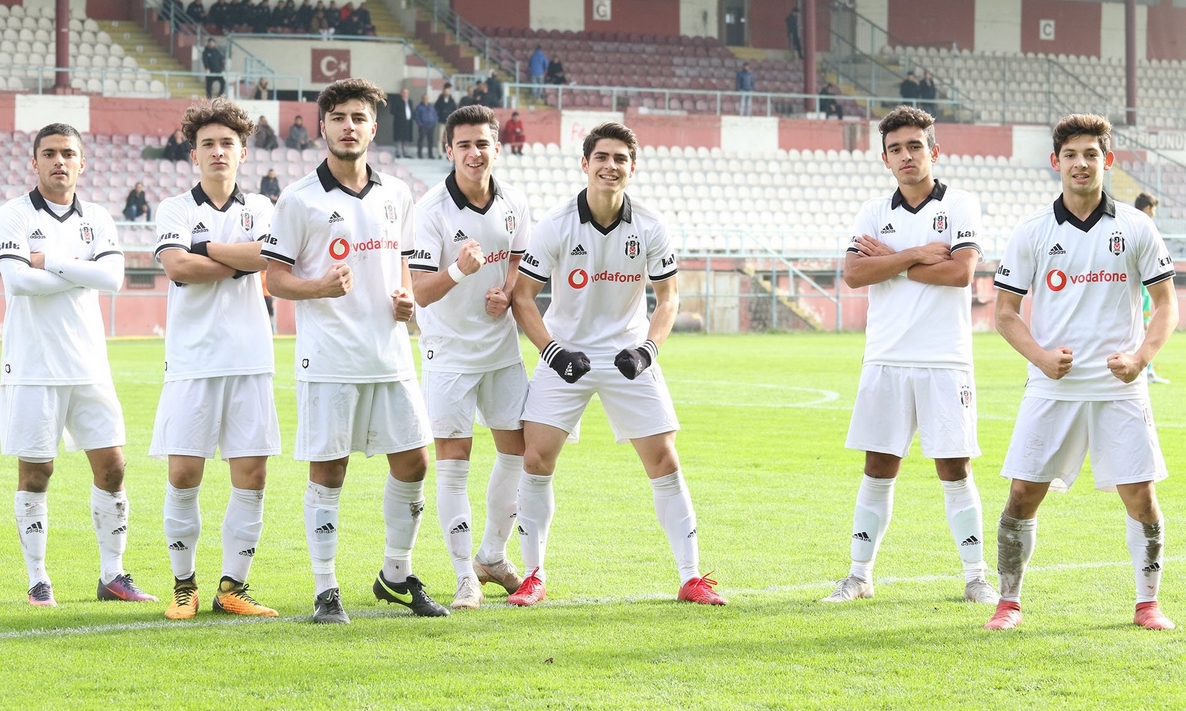 Beşiktaş'ın gençleri Ankaragücü'nü farklı yendi