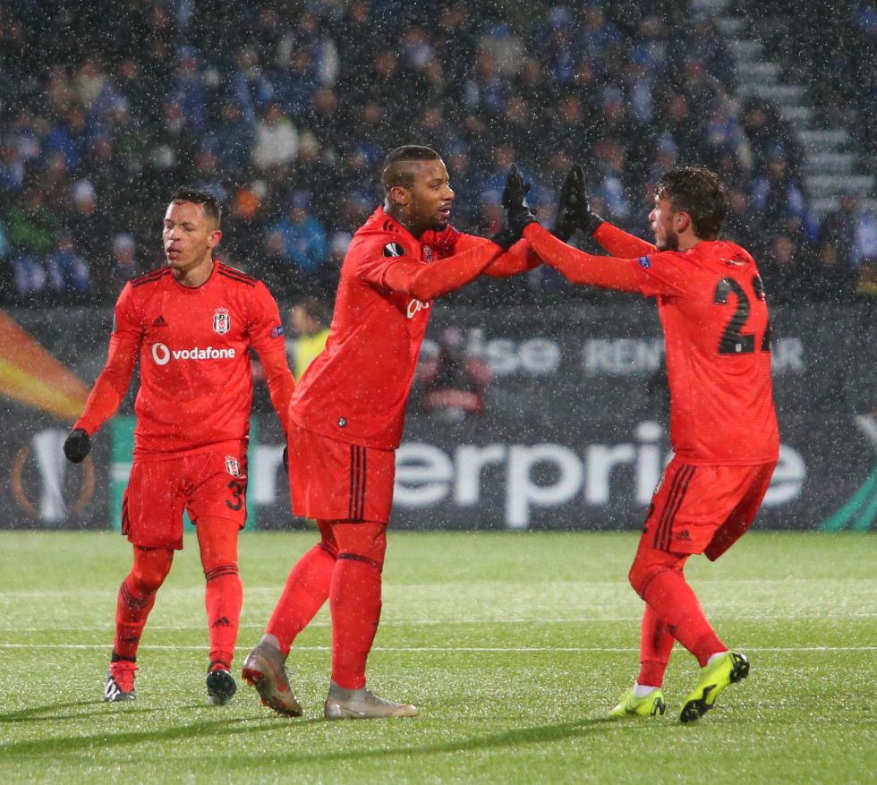 Gece yarısı Kartal'ı