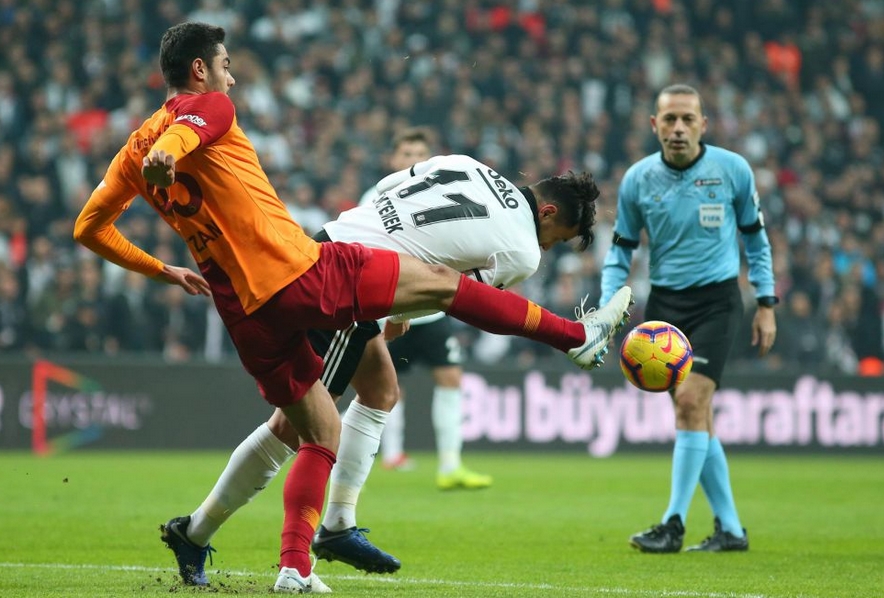 Eski hakem Ali Kunak, Çakır'ın penaltıdan önce verdiği endirekt serbest vuruş kararını değerlendirdi
