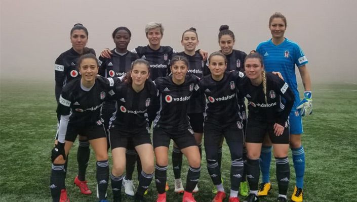 Dişi Kartallar deplasmanda mağlup