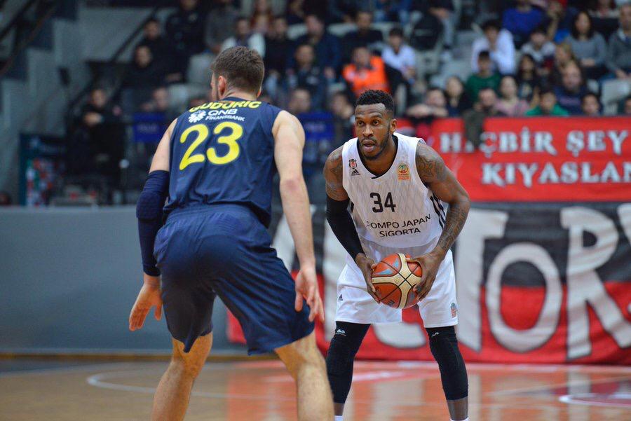 Beşiktaş Sompo Japan, derbide kaybetti