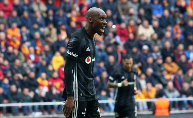 Beşiktaşlı Atiba Hutchinson'a övgü yağmuru: "Tarihimizin en iyisi!"