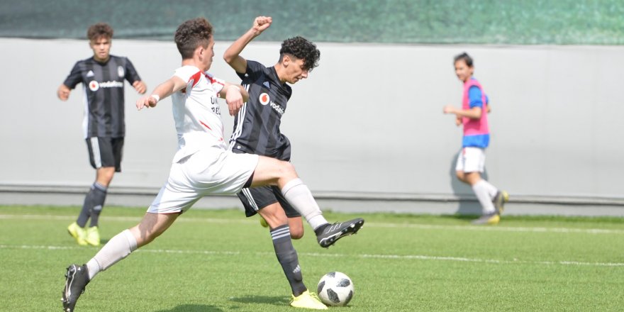Beşiktaş U16, Koray Yağcı'nın golüyle galip!