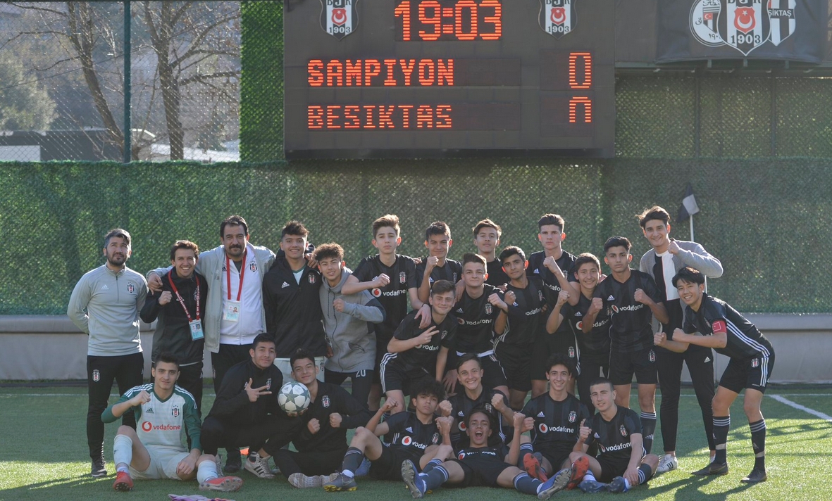 BEŞİKTAŞ U15 ŞAMPİYON