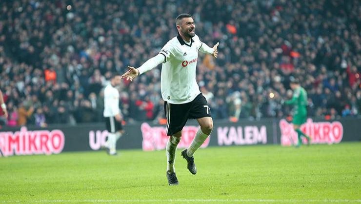 Burak Yılmaz deplasman siftahı peşinde