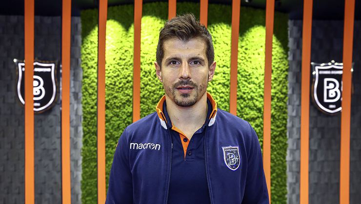 Emre Belözoğlu'ndan Beşiktaş açıklaması: "Onların tecrübesi bizim oyunumuz var"