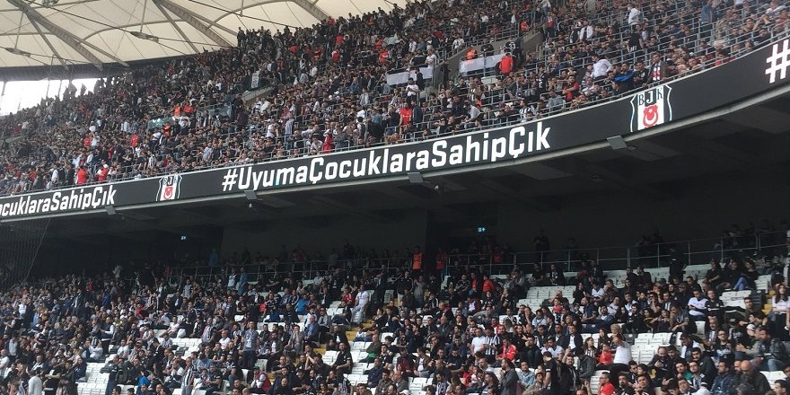 Vodafone Park'ta çocuk istismarına karşı büyük tepki