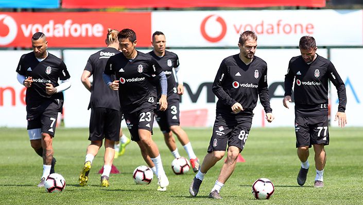 Beşiktaş'ta derbi hazırlıkları sürüyor