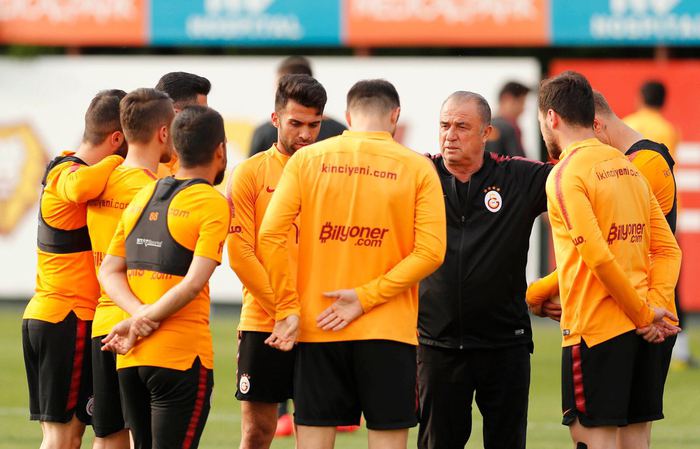 Fatih Terim'den sürpriz tercih... İşte Galatasaray'ın muhtemel 11'i