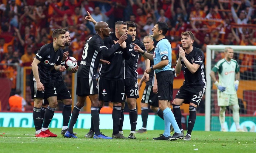 Beşiktaş'ta 235 milyonluk endişe!