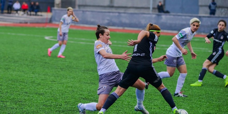 Kadınlar Futbol Ligi'nde şampiyon Beşiktaş!
