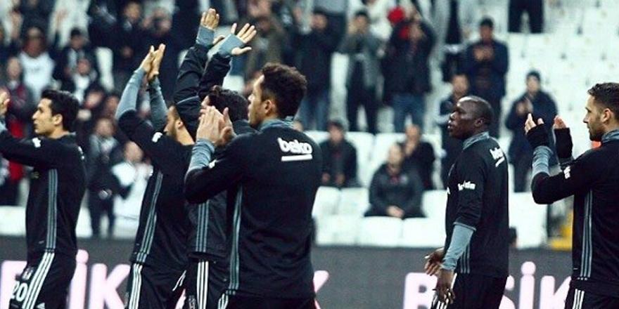 Beşiktaş taraftarı takımına sahip çıktı