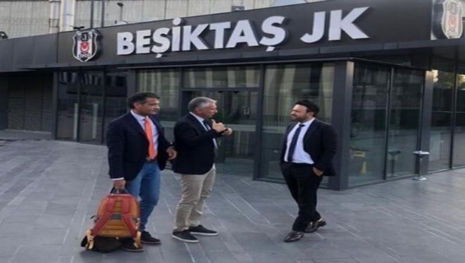 Lecce sportif direktörü Türkiye'de: Hedef Burak Yılmaz