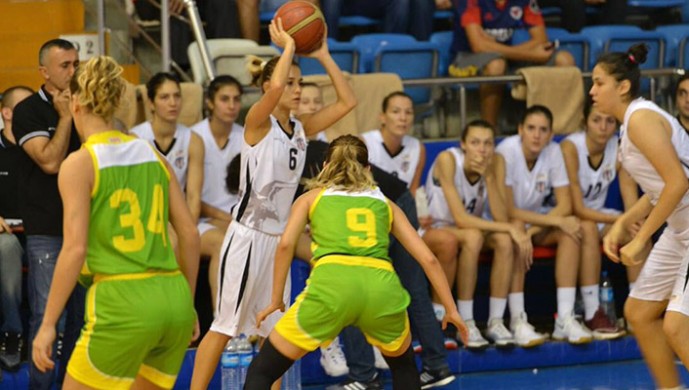 Beşiktaş: 68 İstanbul Üniv.:64