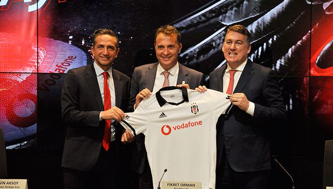Forma sponsoru yeniden Vodafone. İşte detaylar...