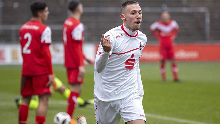 Beşiktaş Darko Churlinov'u takibe aldı