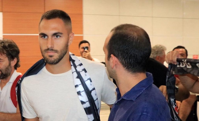 Fikret Orman'ın 17. stoperi Victor Ruiz!