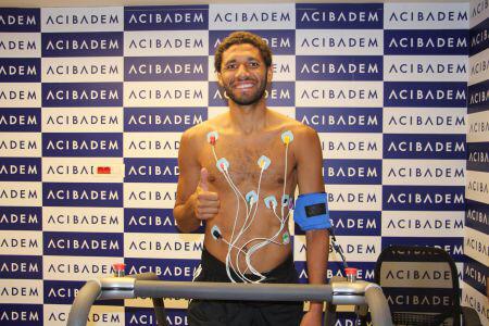 Elneny sağlık kontrolünden geçti