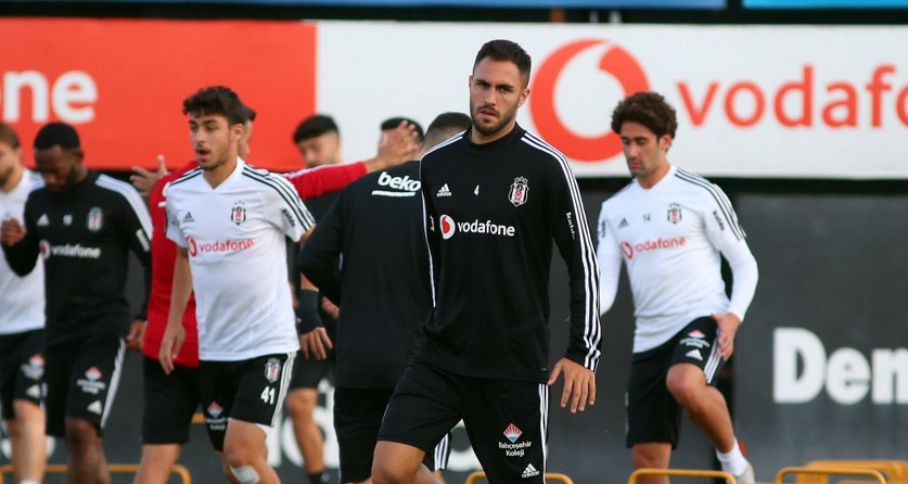 Victor Ruiz: "Beşiktaş'ın teklifi çok cazipti"