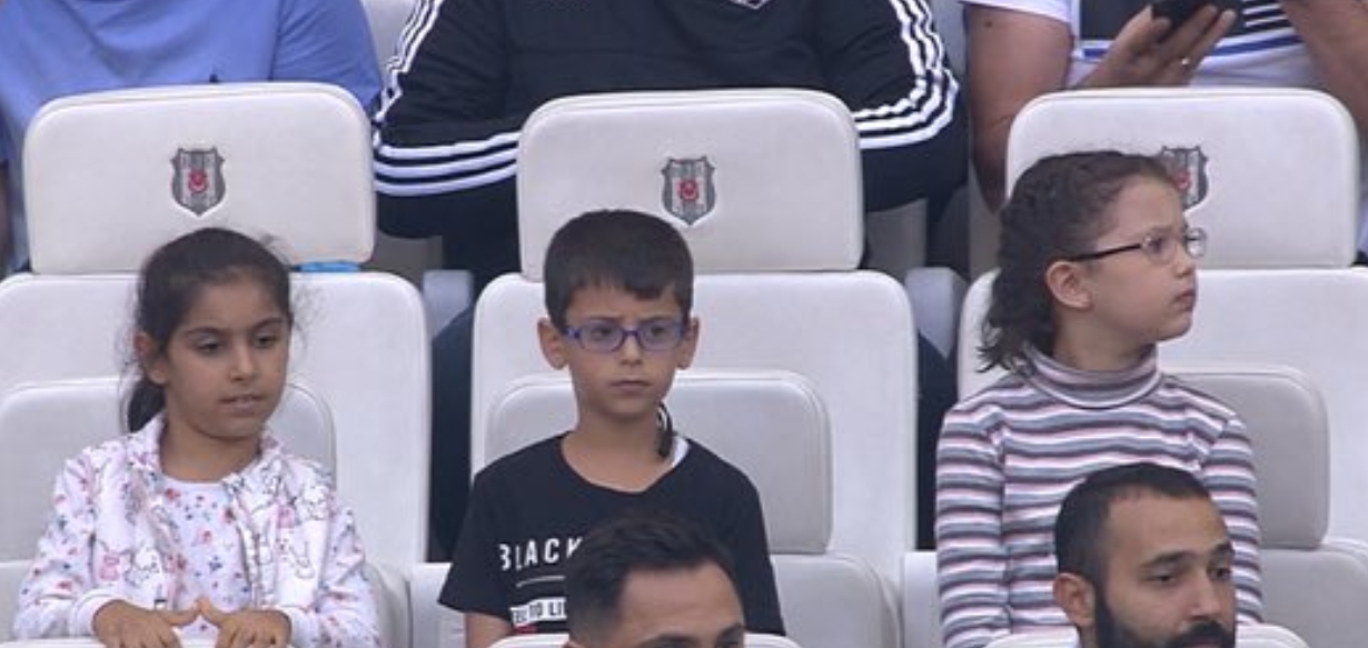 Türkiye'nin konuştuğu minik kahramanlar Vodafone Park'ta