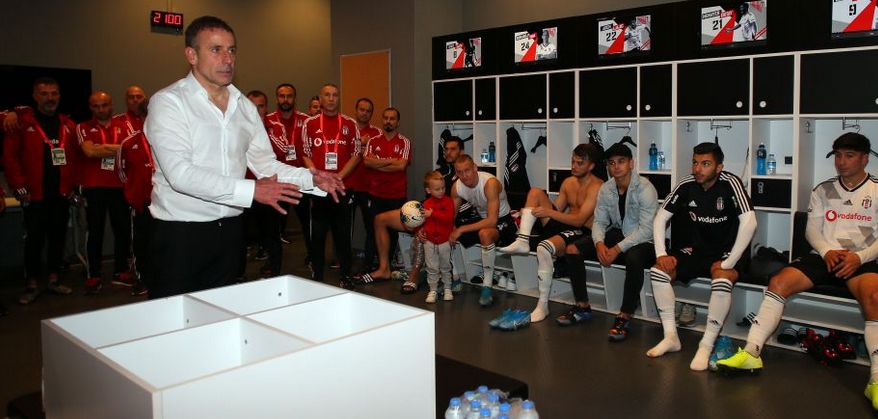 Abdullah Avcı'nın Portekiz'e gitmemesi üzerine şok sözler: "Beşiktaş camiasına ve tarihine yakışmaz!"