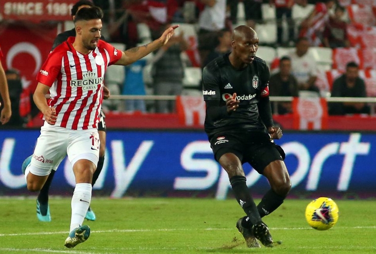 Beşiktaş'a Atiba'dan müjde!