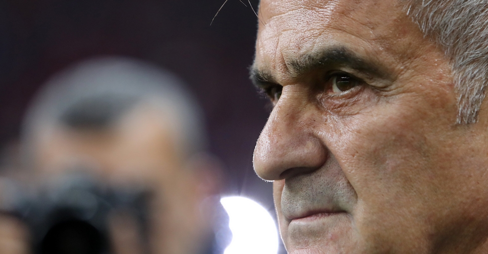 Şenol Güneş: "Bana 'paracı' diyenler ülkeyi soyuyor"